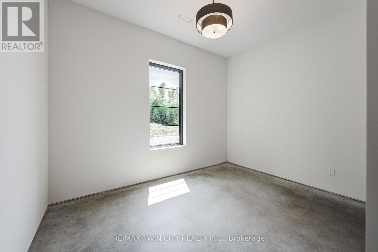 35169 BAYFIELD ROAD Image 22