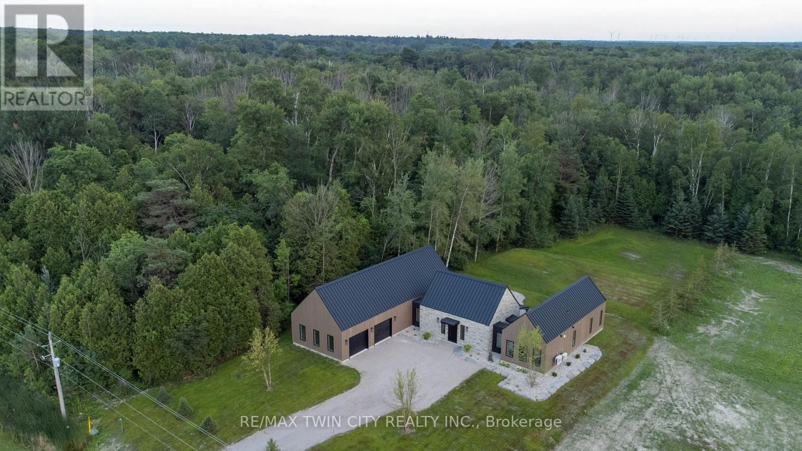 35169 BAYFIELD ROAD Image 37