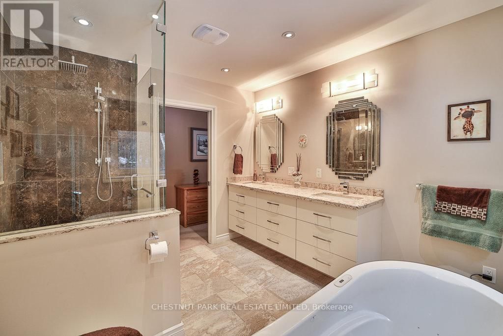 12 GOULDING LANE Image 17