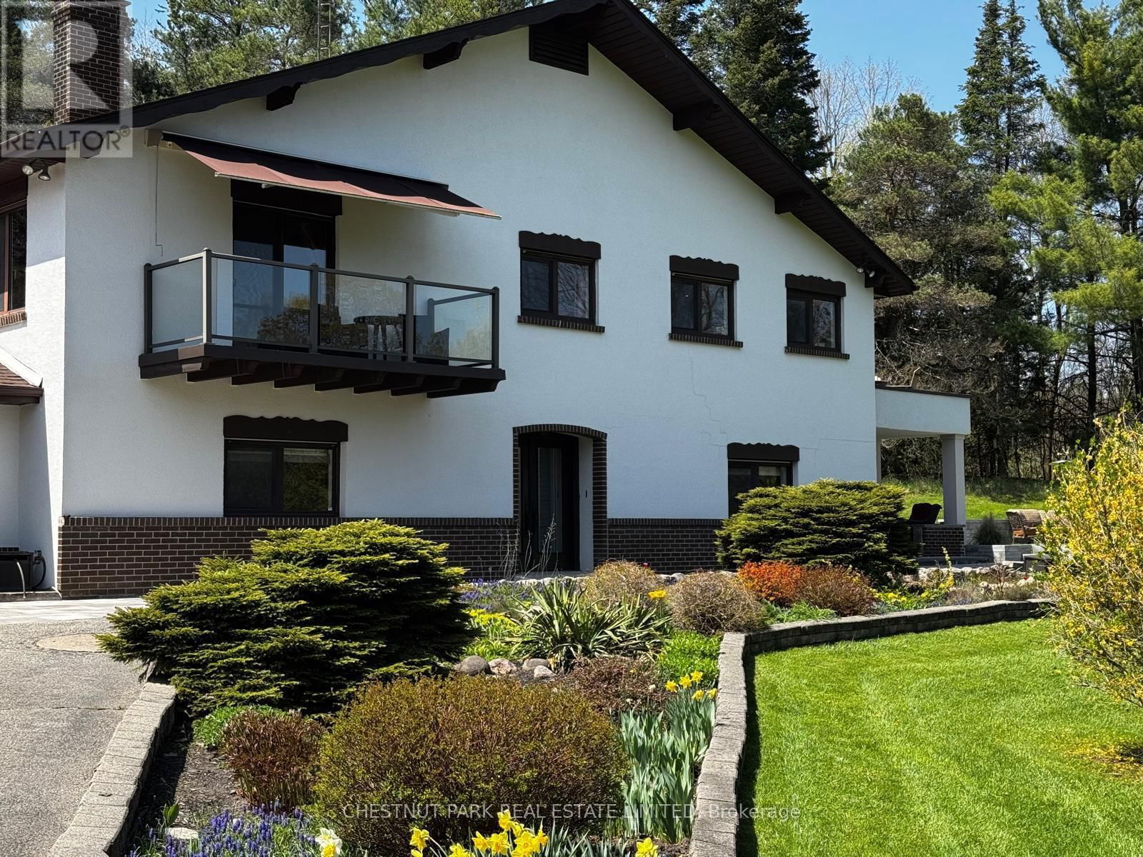12 GOULDING LANE Image 2