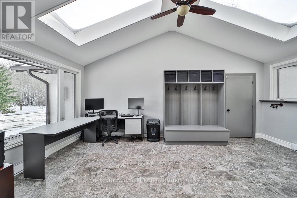 12 GOULDING LANE Image 24