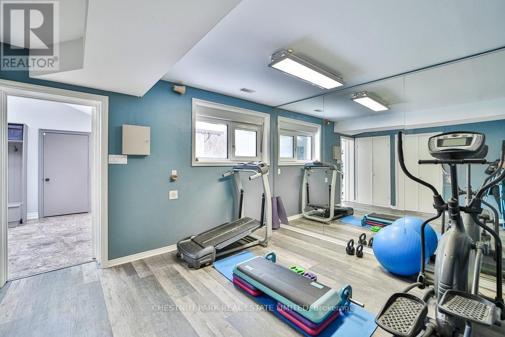 12 GOULDING LANE Image 32