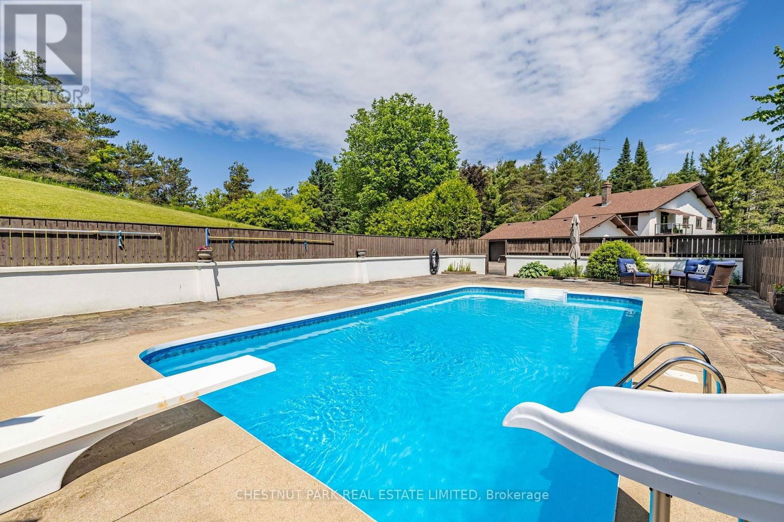 12 GOULDING LANE Image 40