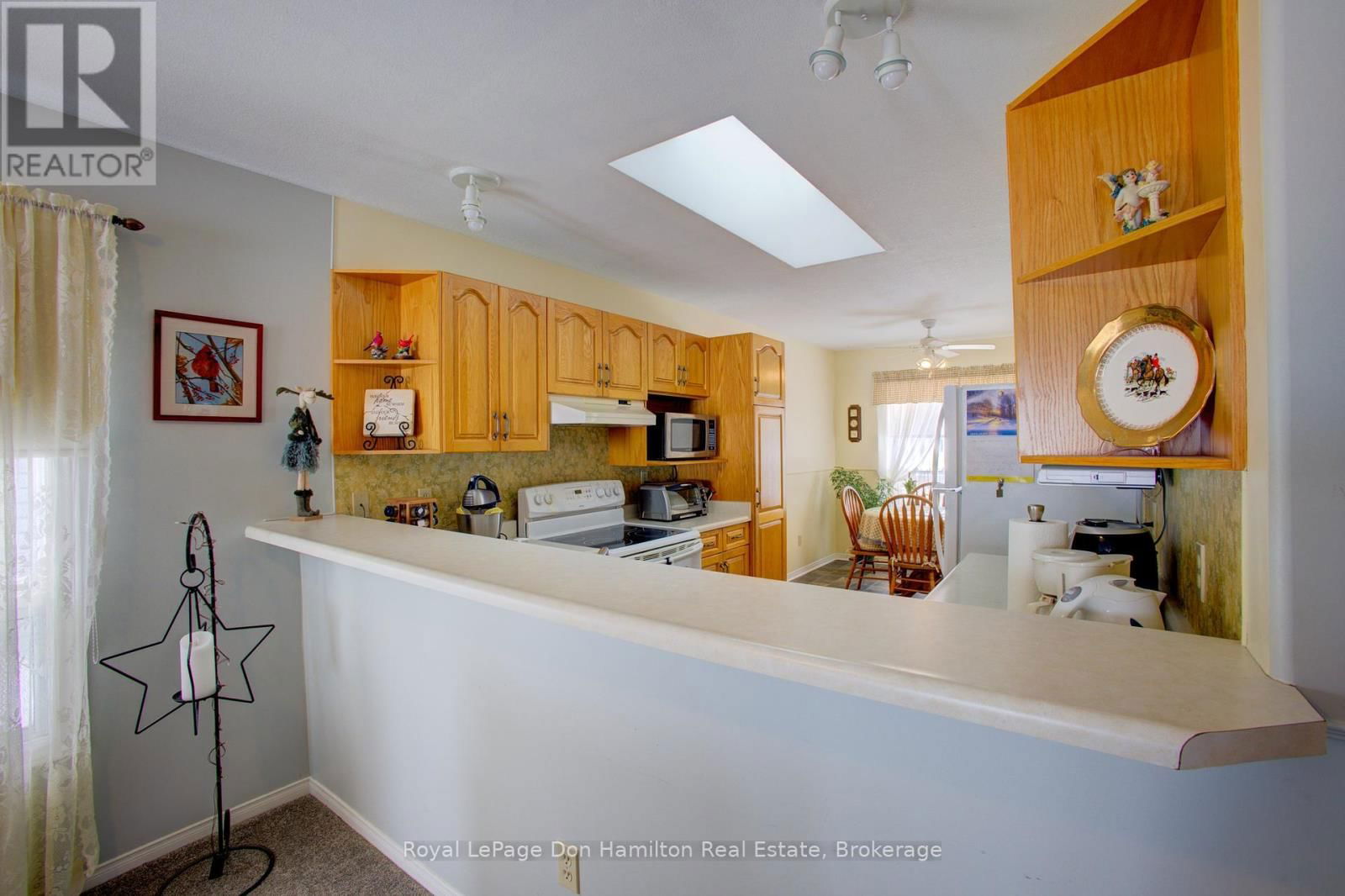 101 MEADOWVIEW LANE SOUTH Image 13