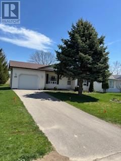 101 MEADOWVIEW LANE SOUTH Image 34
