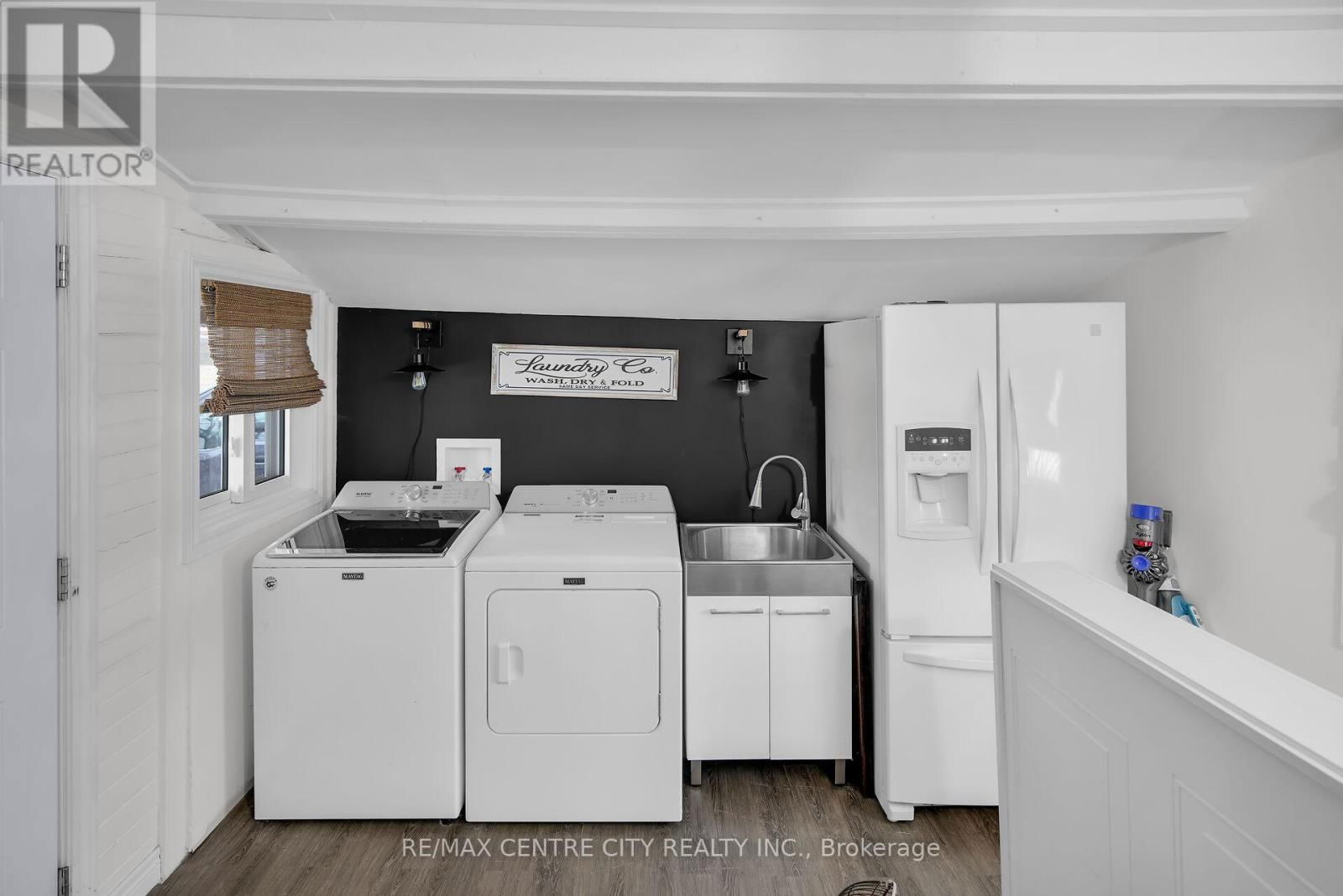 36 WALNUT STREET WEST Image 27