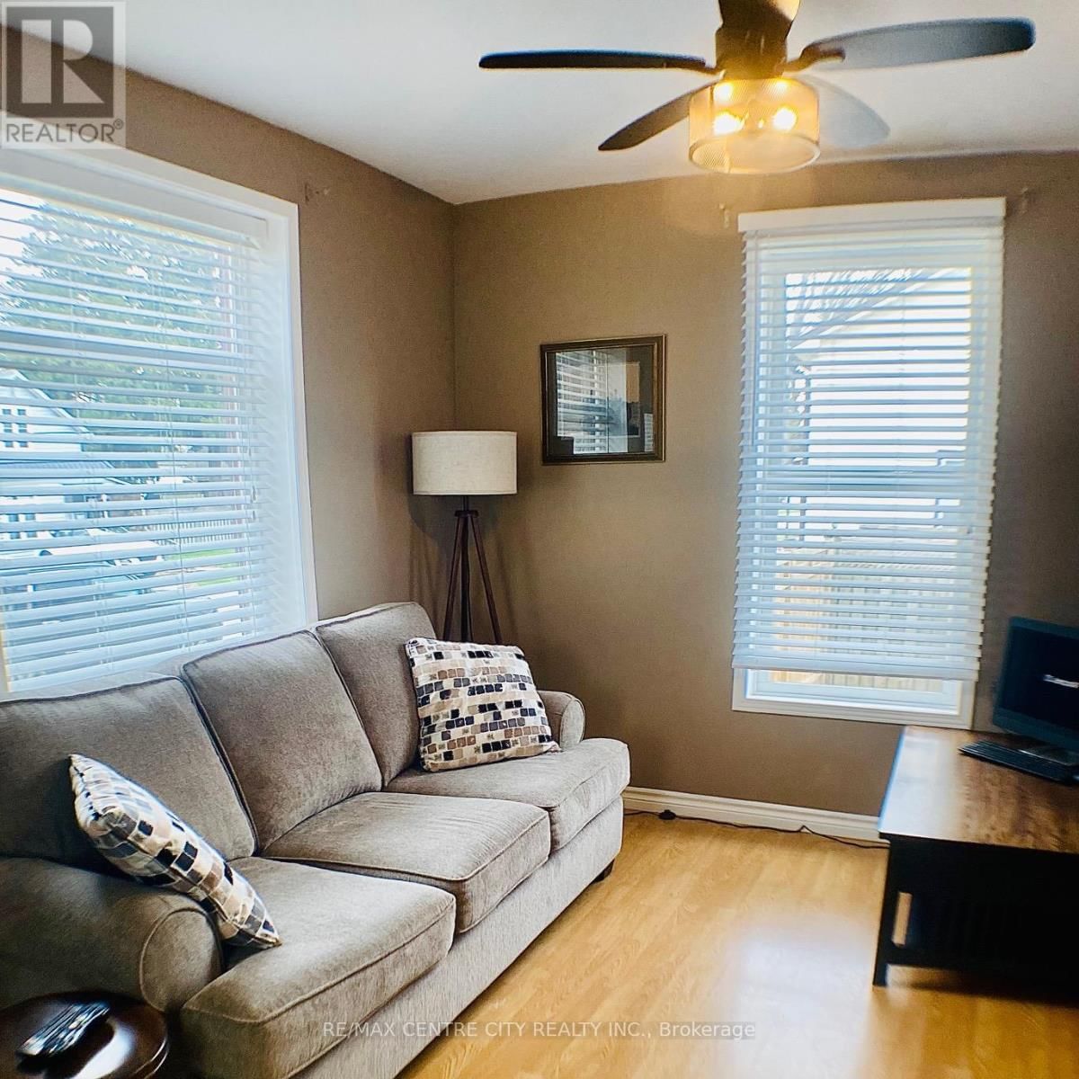36 WALNUT STREET WEST Image 9
