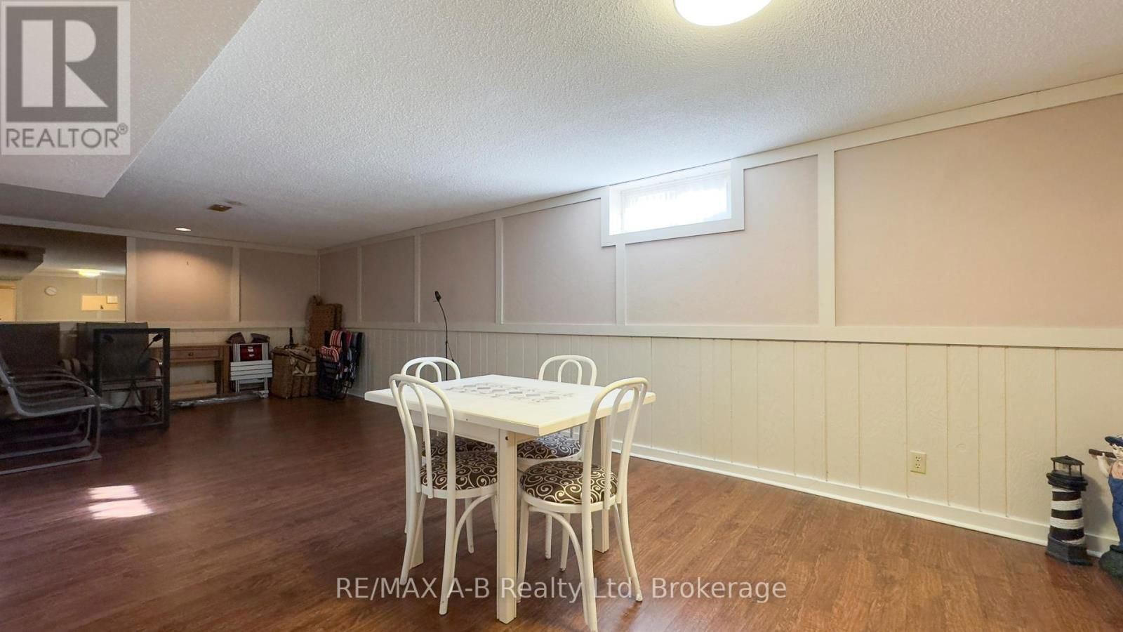 101 MIDDLETON STREET Image 29