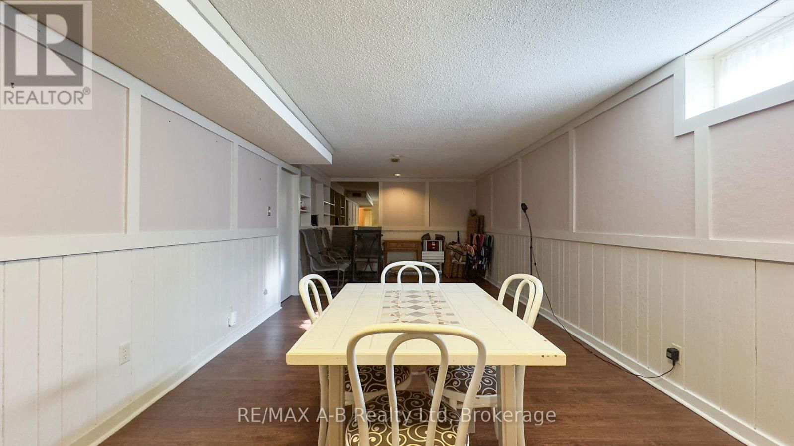 101 MIDDLETON STREET Image 30