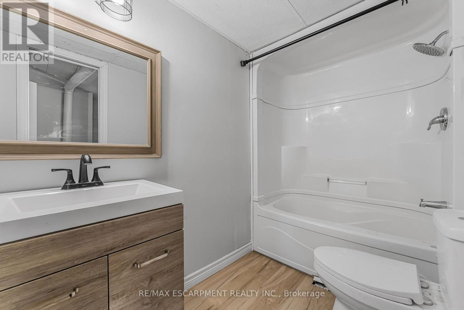 64067 WELLANDPORT ROAD Image 14