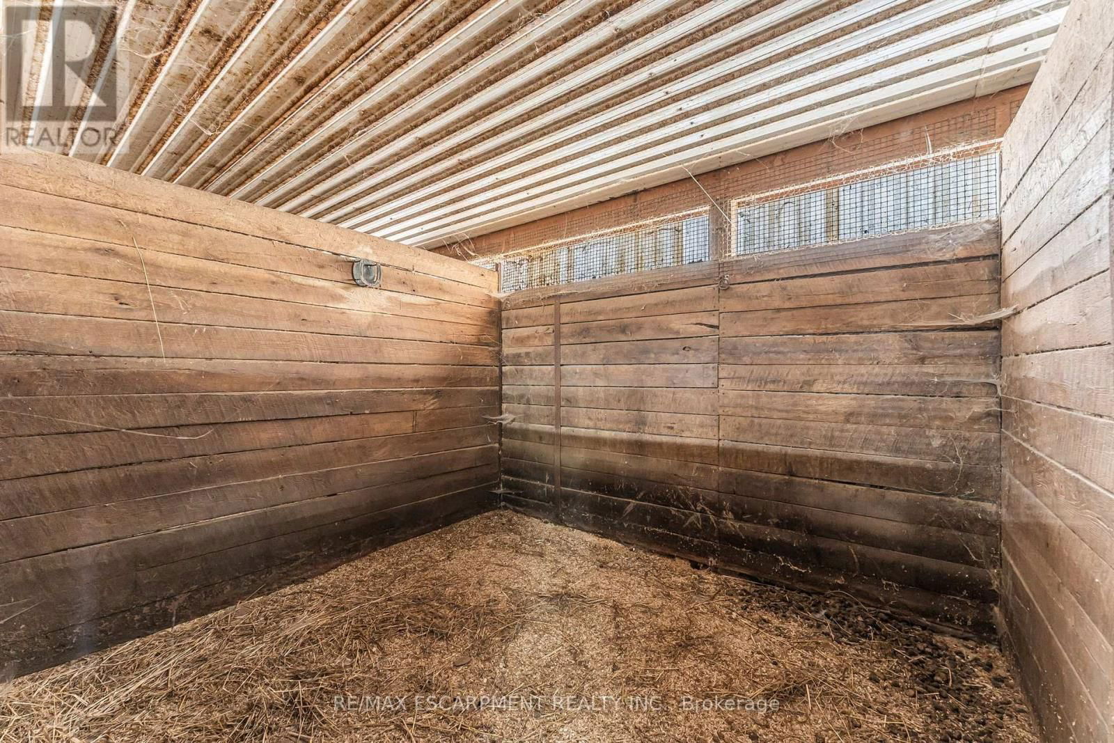64067 WELLANDPORT ROAD Image 31