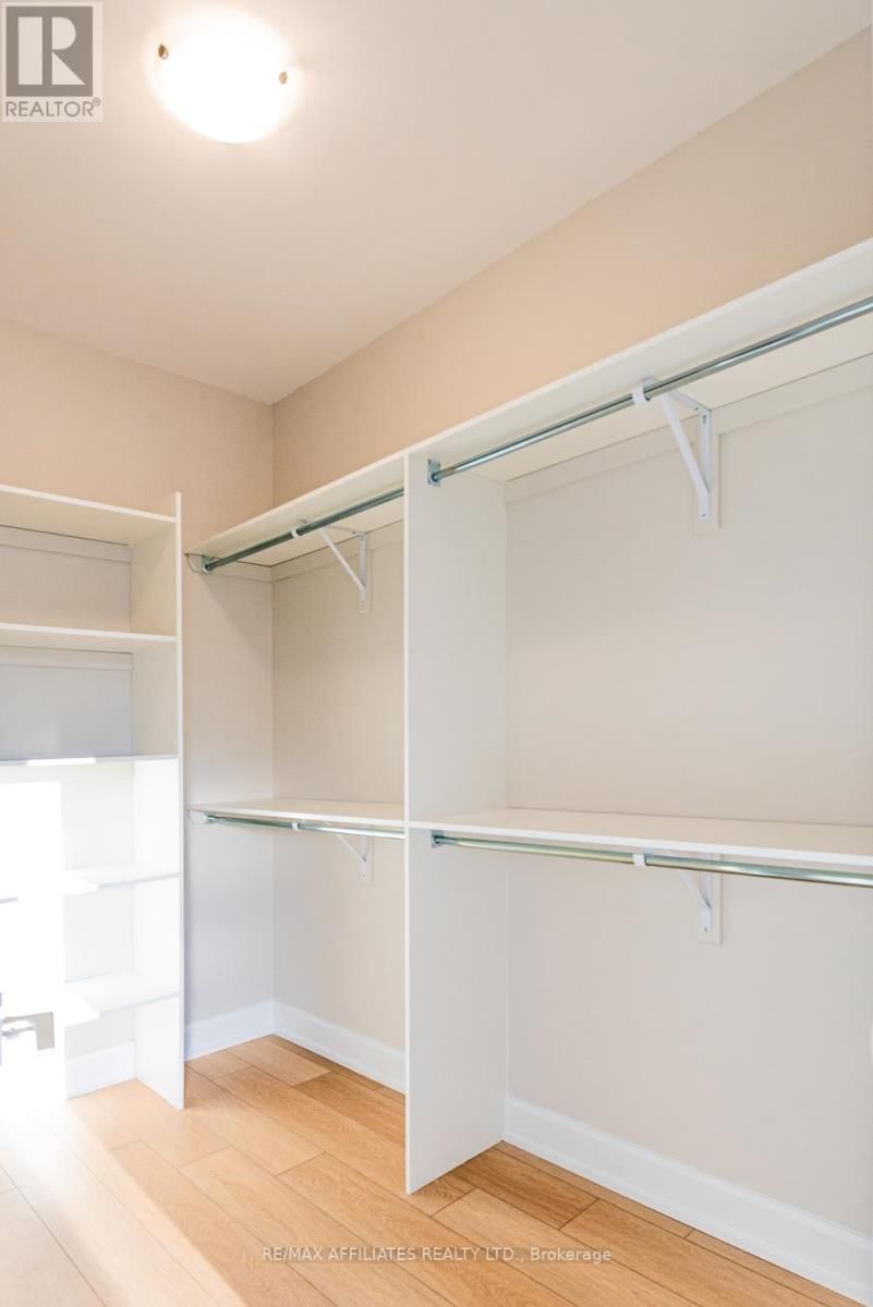 105 RABB STREET Image 17