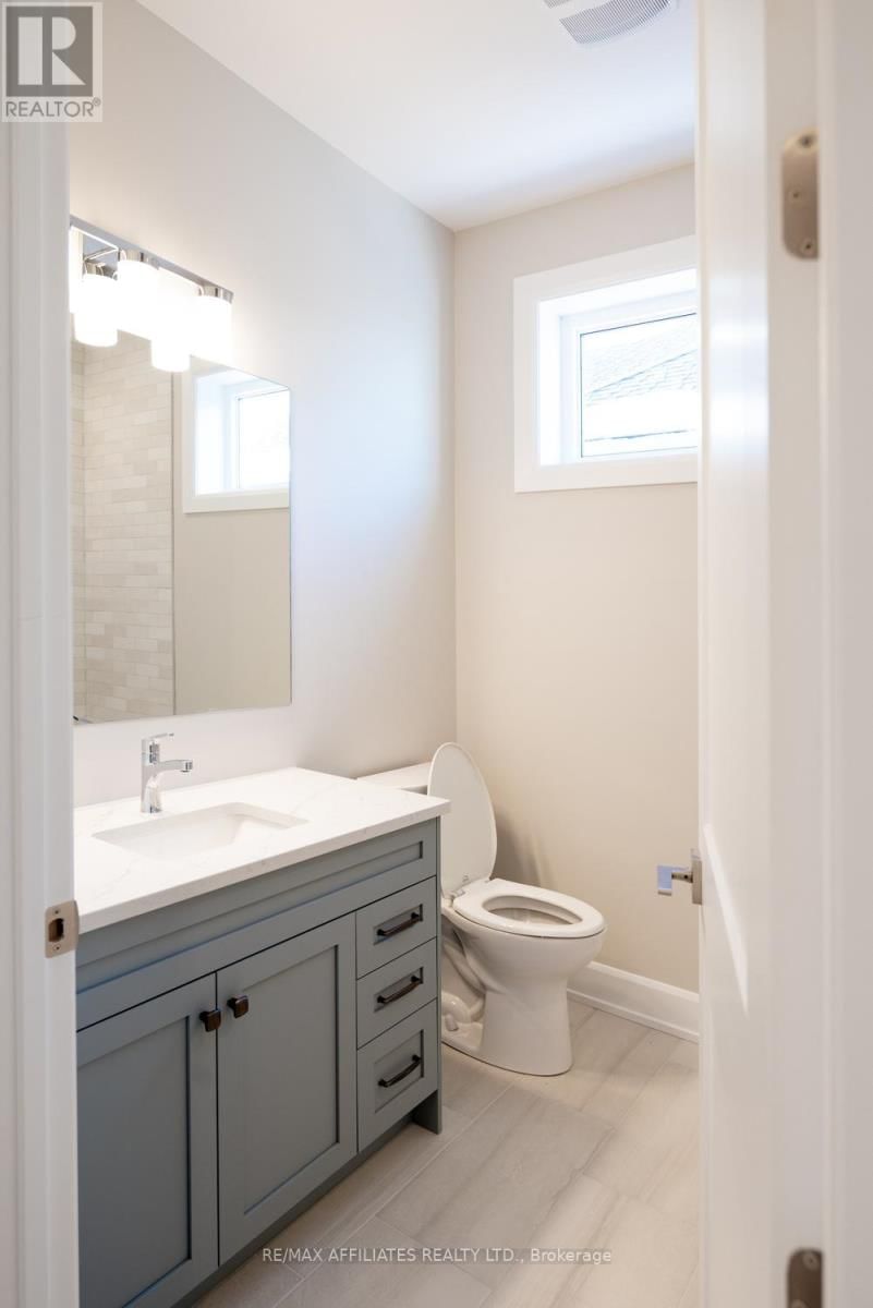 105 RABB STREET Image 21