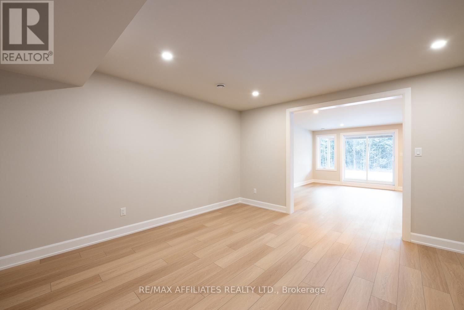 105 RABB STREET Image 26