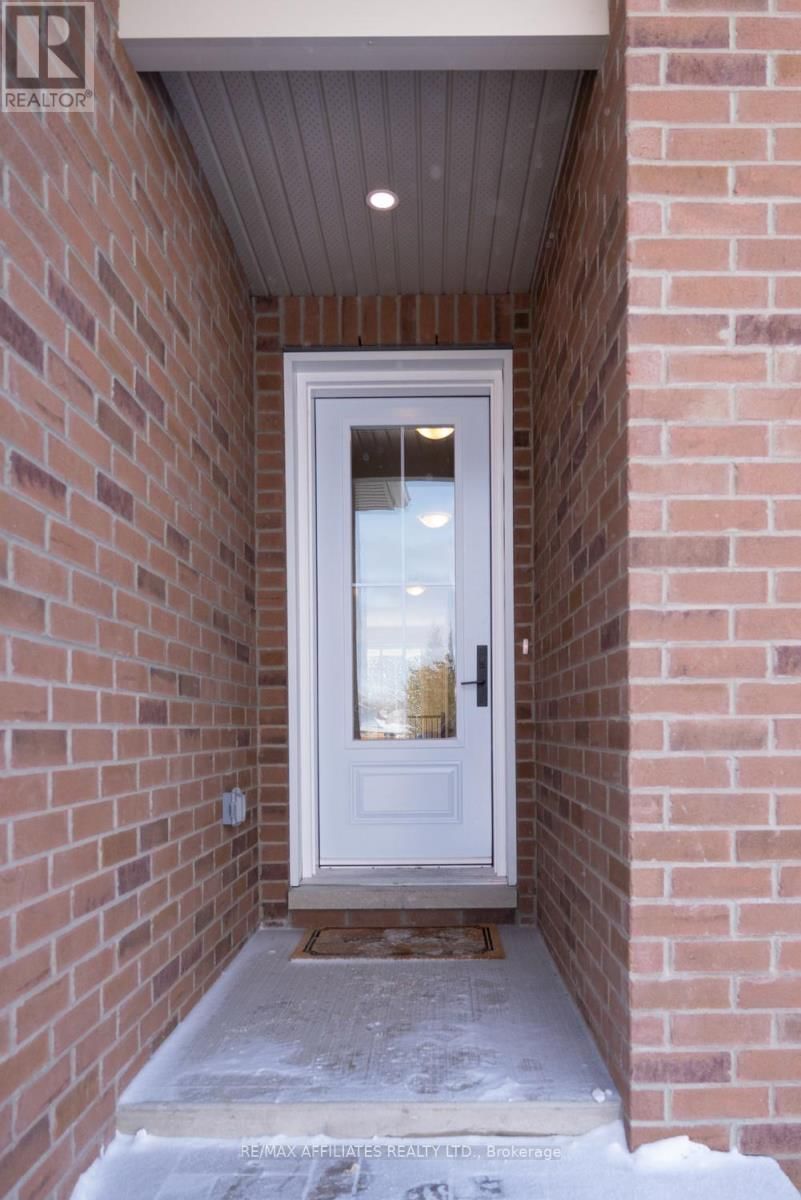 105 RABB STREET Image 3