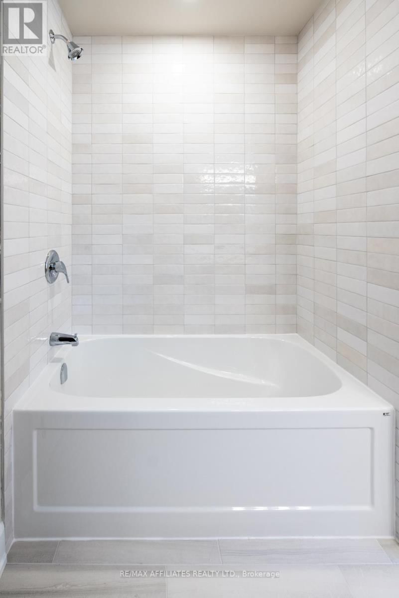 105 RABB STREET Image 32