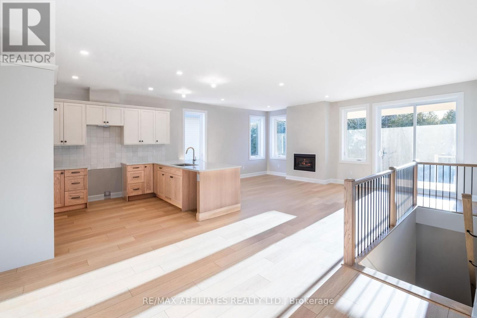 105 RABB STREET Image 5