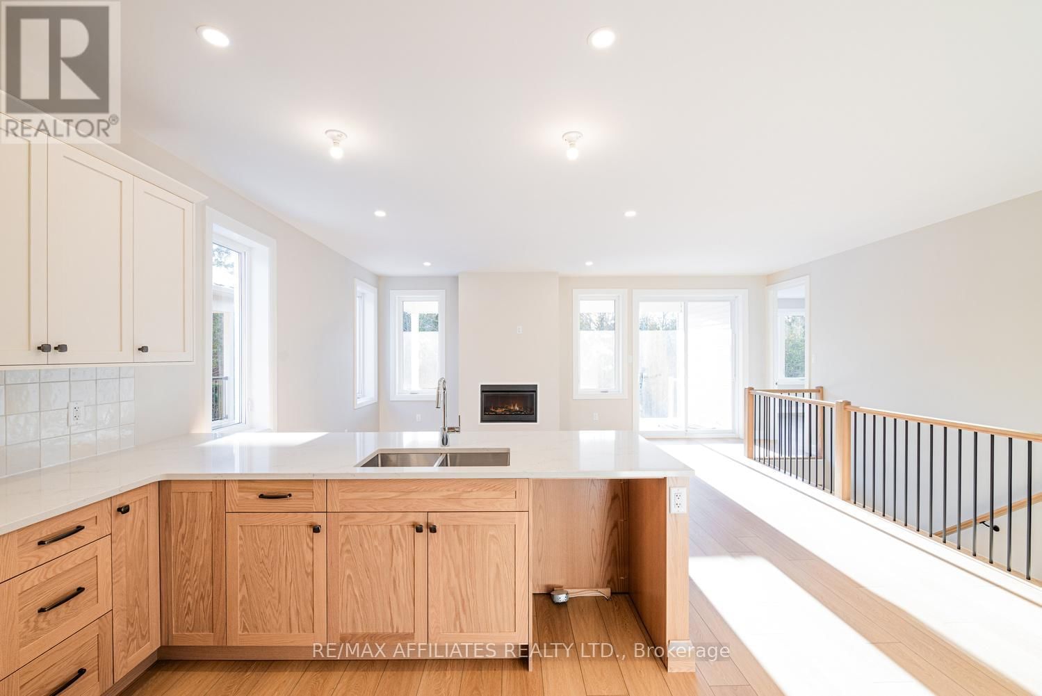 105 RABB STREET Image 7