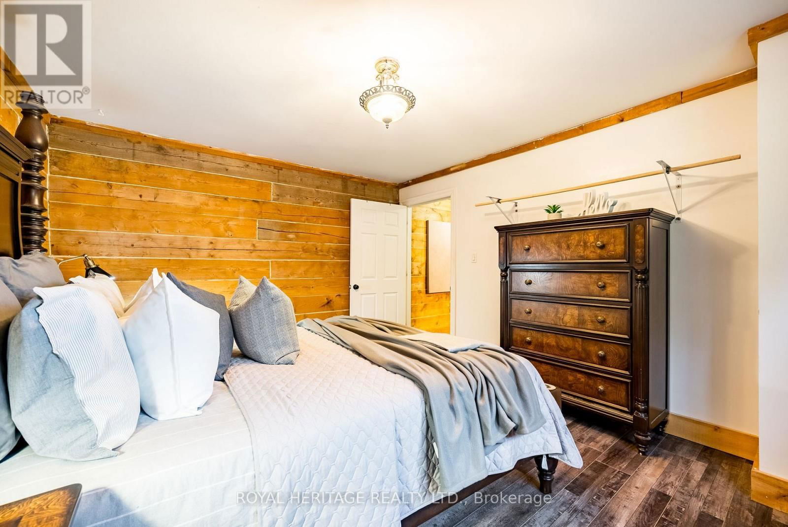 552 MITCHELL ROAD Image 28