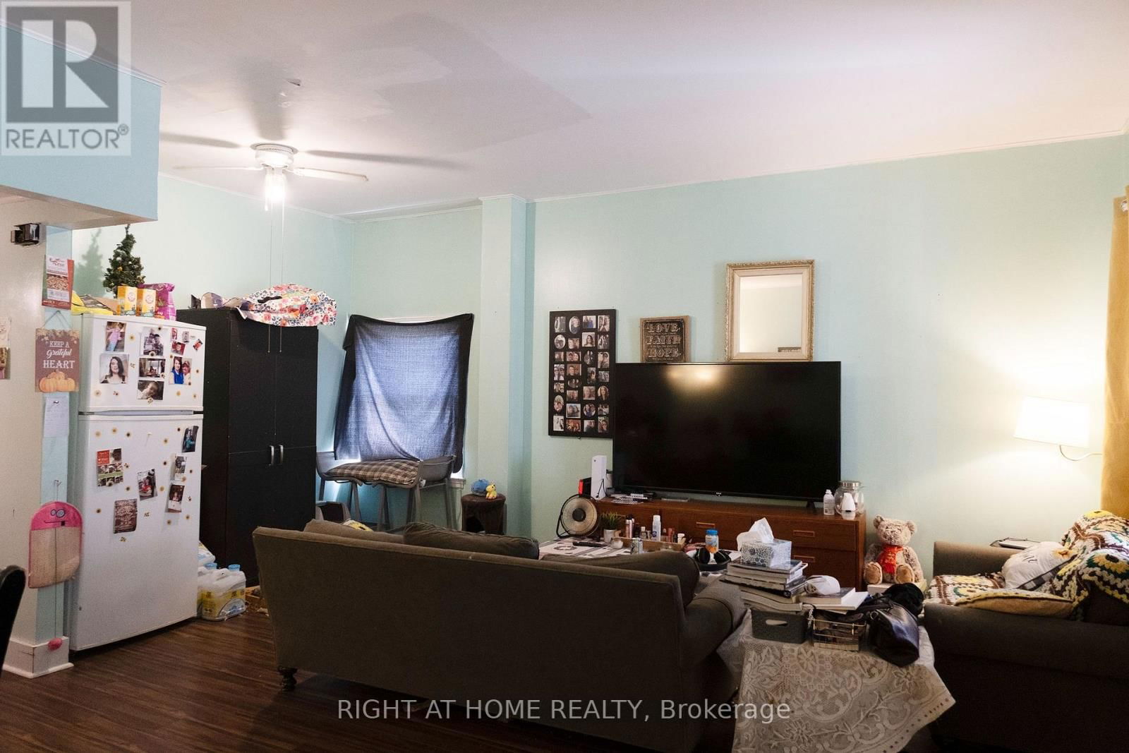 229 ELGIN STREET WEST Image 15