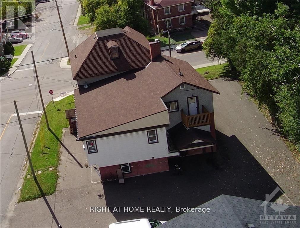 229 ELGIN STREET WEST Image 29
