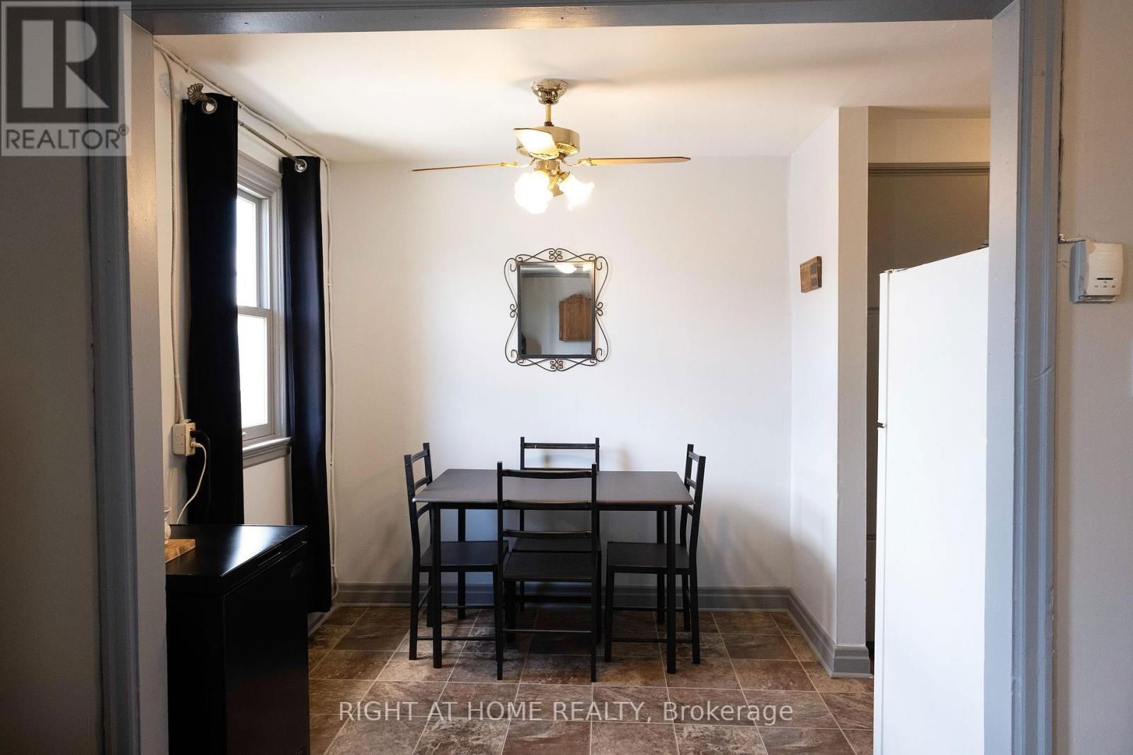 229 ELGIN STREET WEST Image 6
