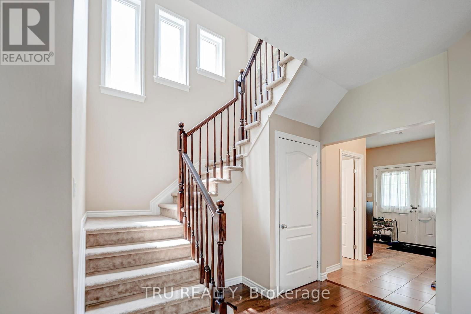 536 GOLDEN SEDGE WAY Image 13