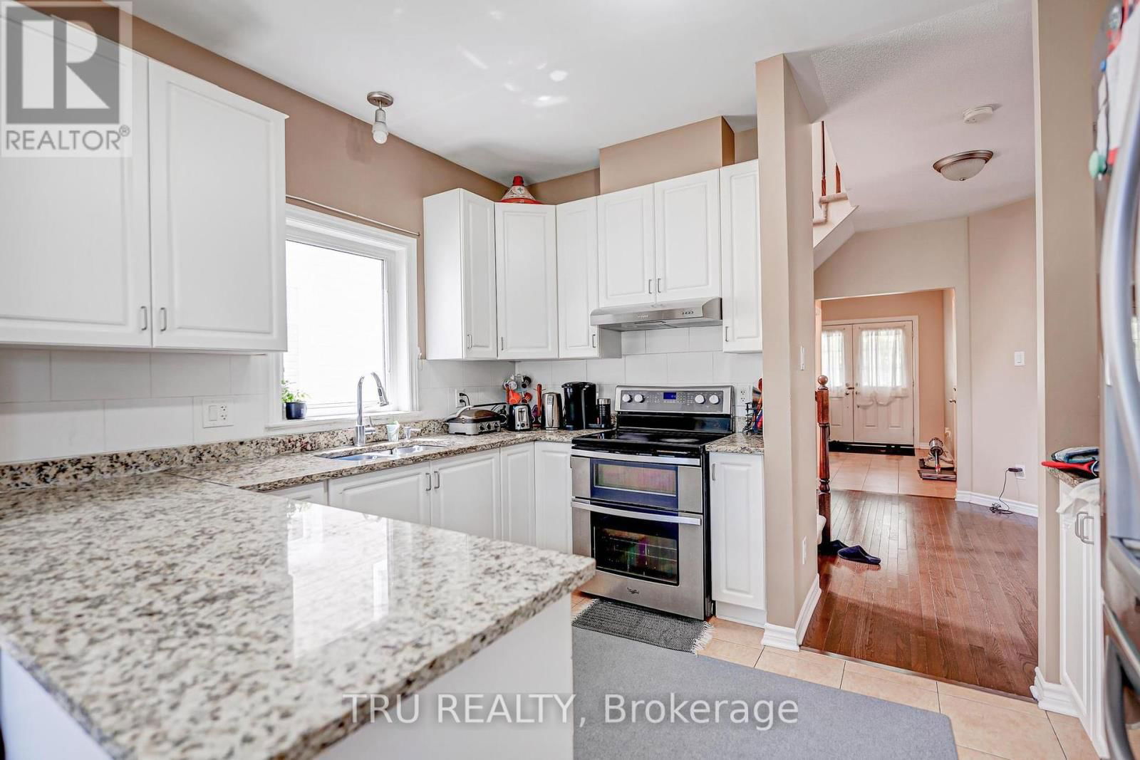 536 GOLDEN SEDGE WAY Image 16