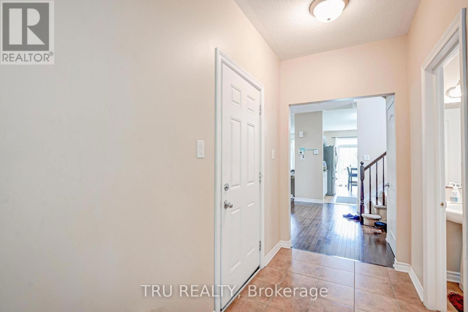 536 GOLDEN SEDGE WAY Image 3