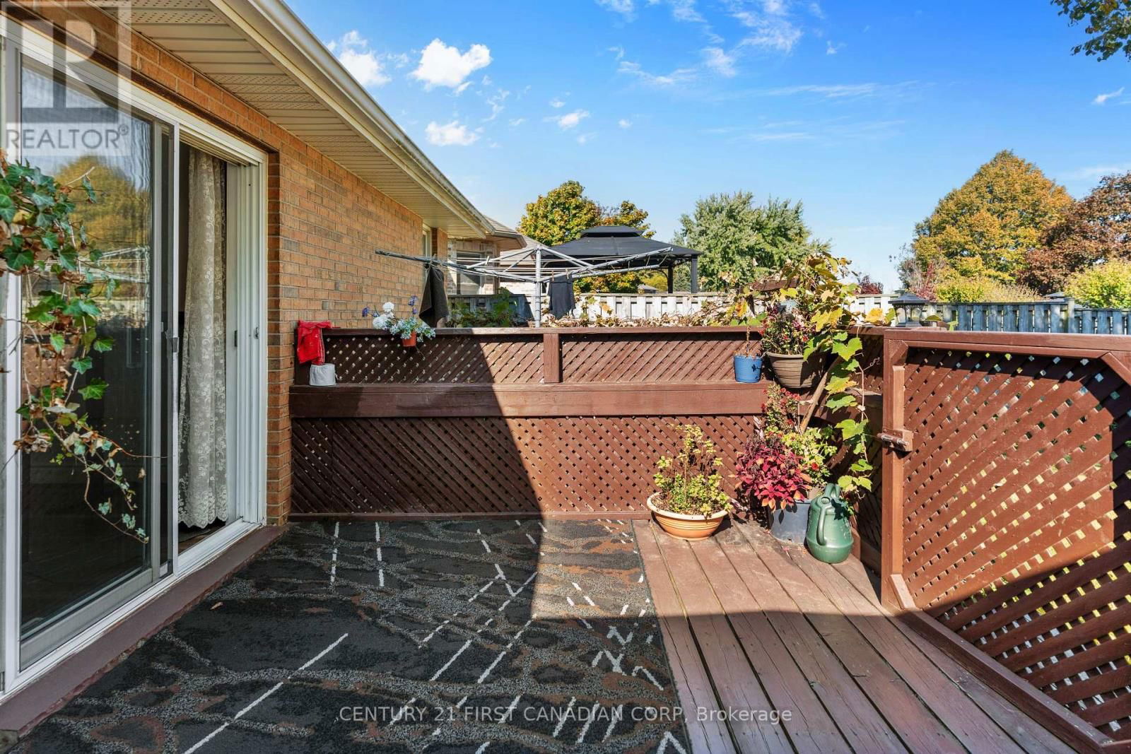 38 ST. MICHAEL'S STREET Image 21