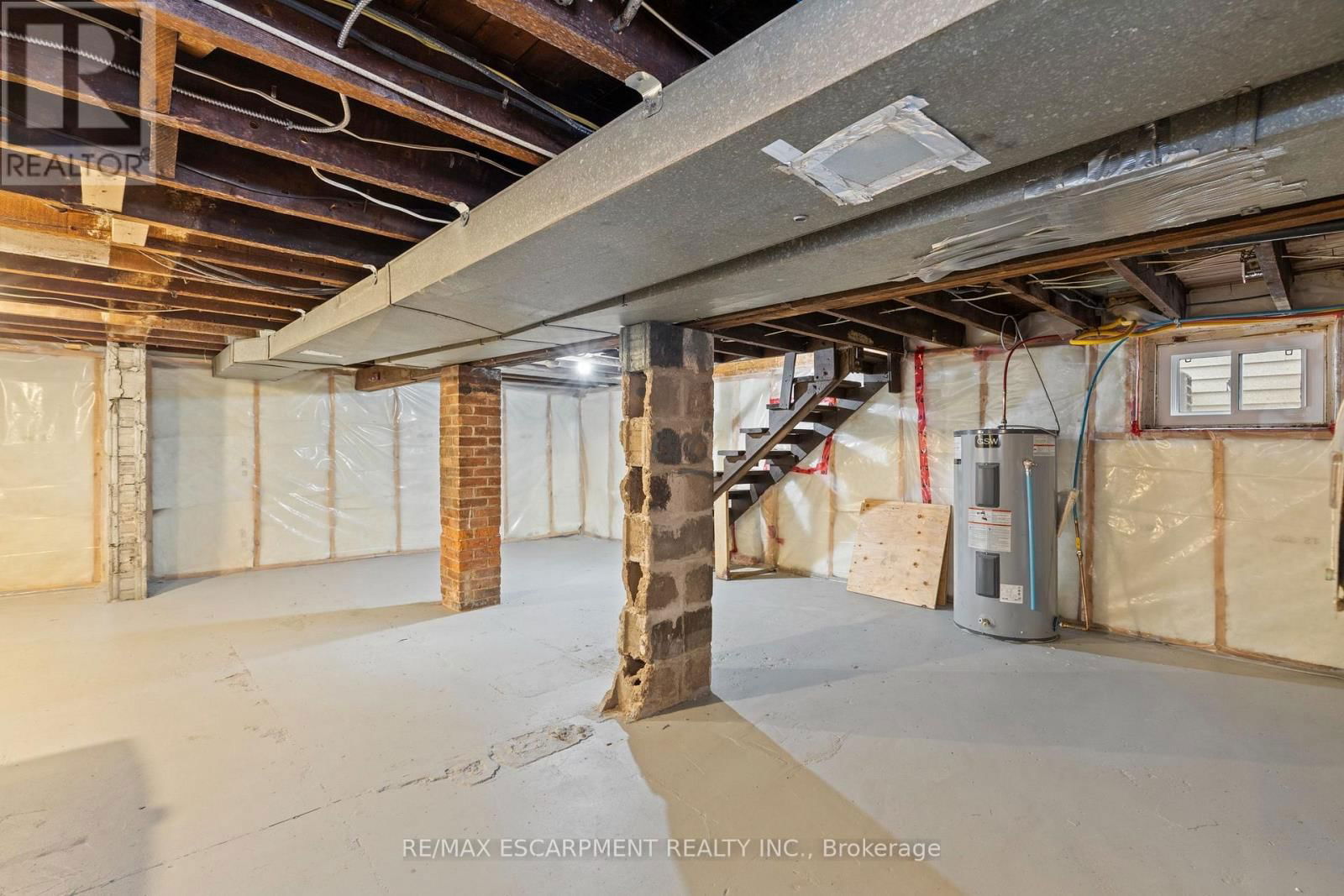 2 BERRYMAN AVENUE Image 22