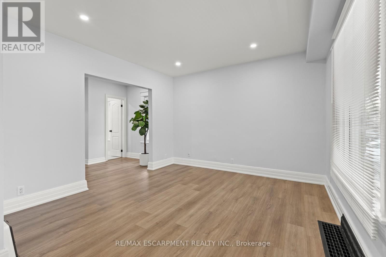 2 BERRYMAN AVENUE Image 5