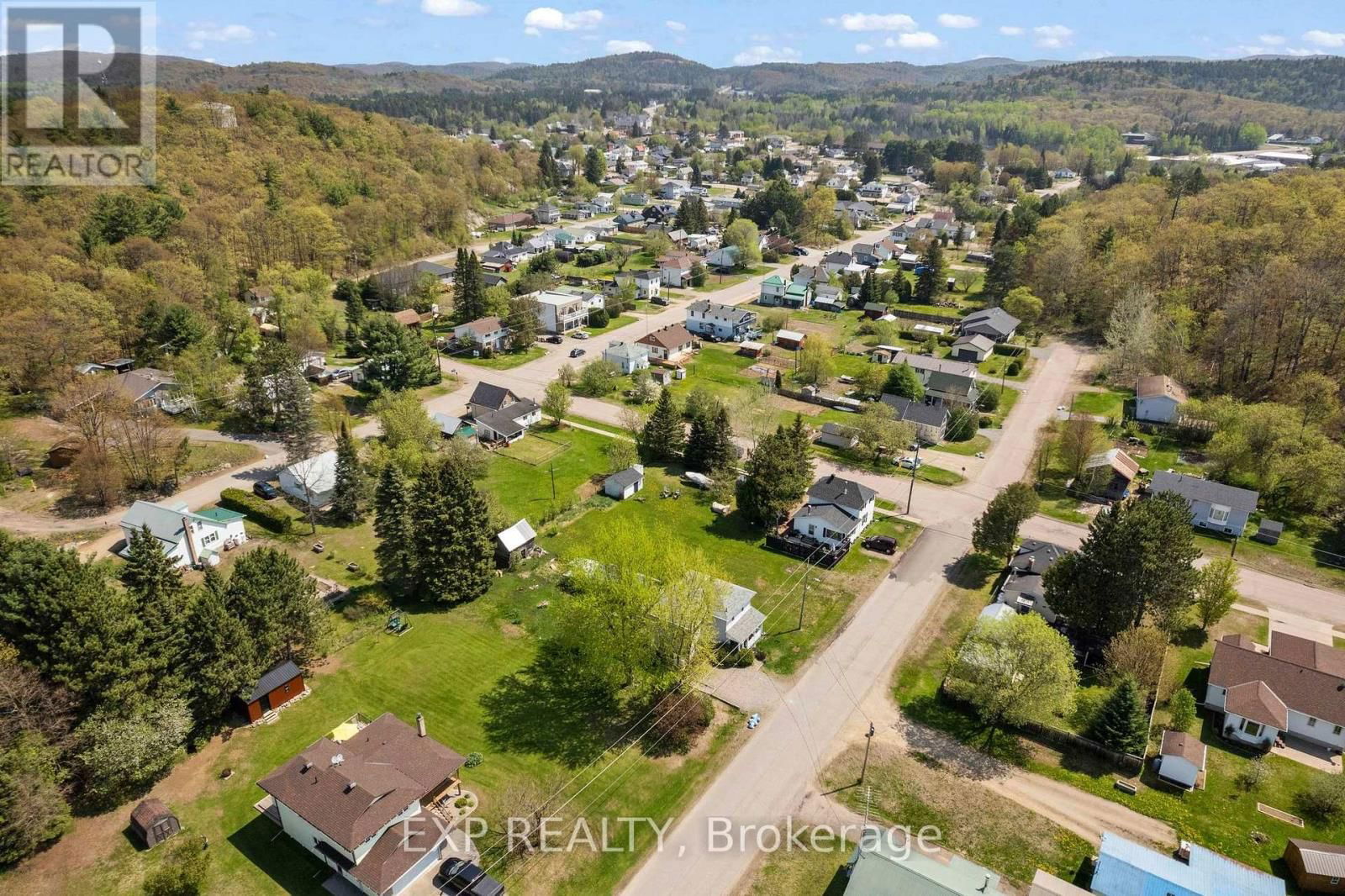 00 CASEY STREET Image 11