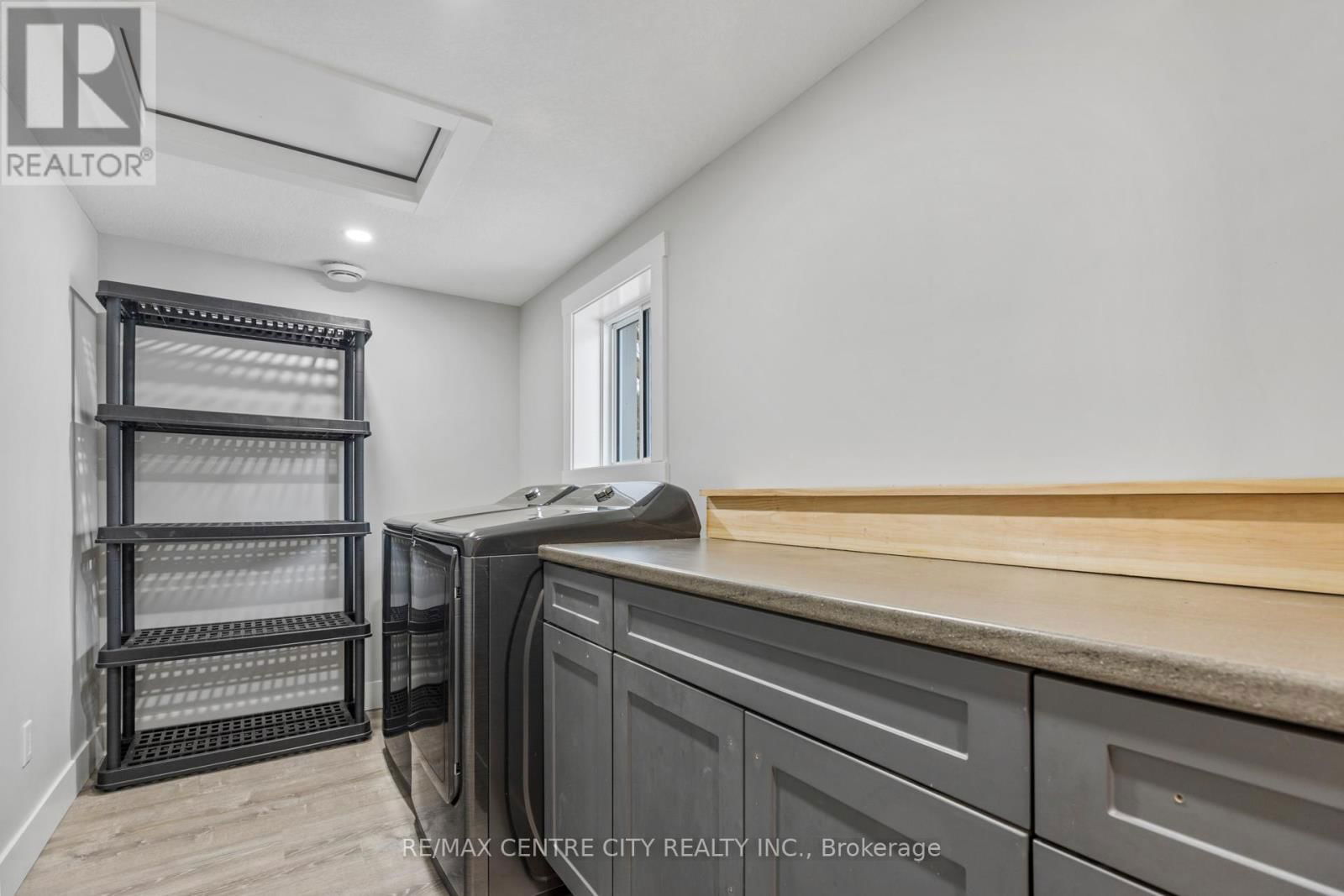 7957 ARGYLE STREET Image 10