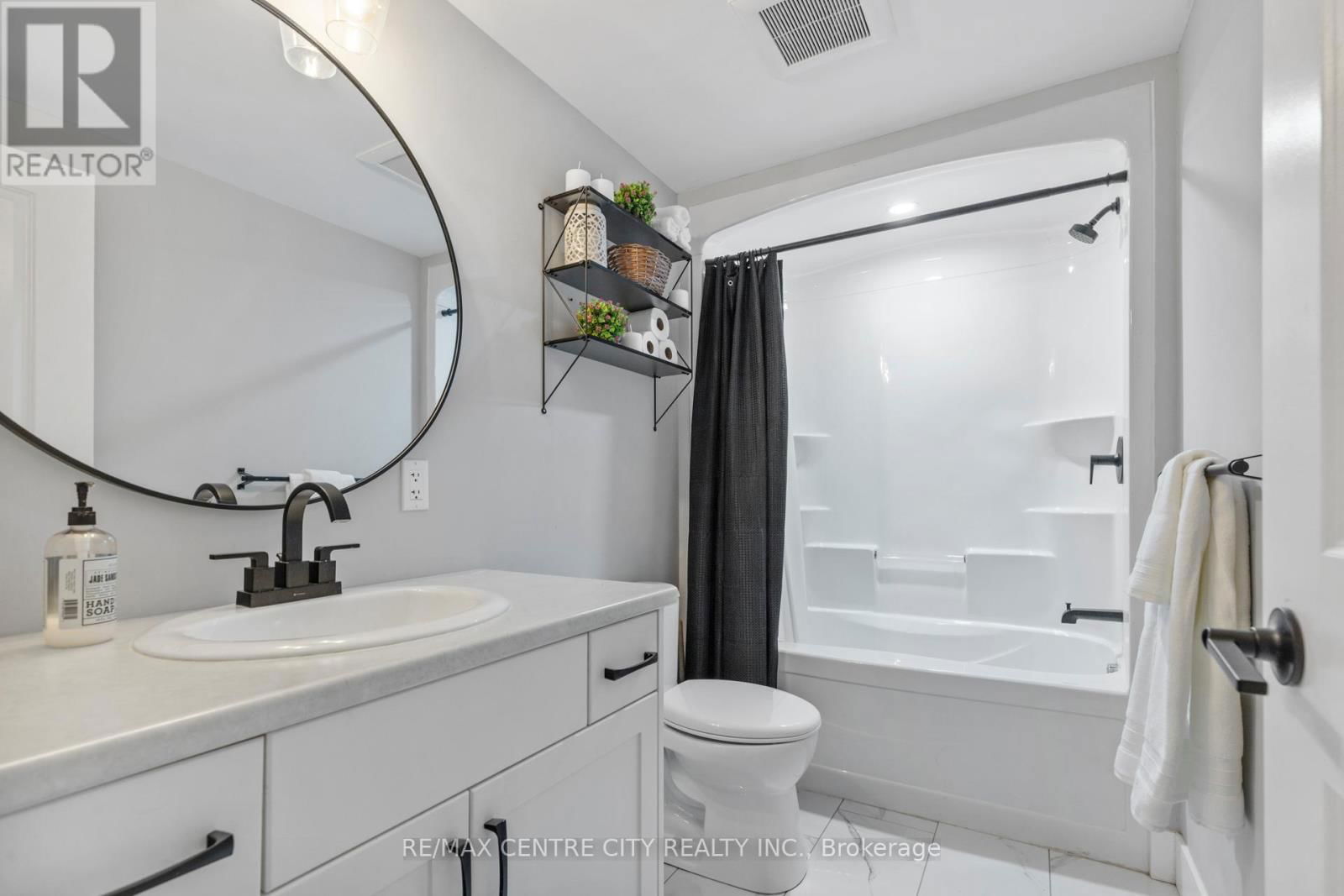 7957 ARGYLE STREET Image 11