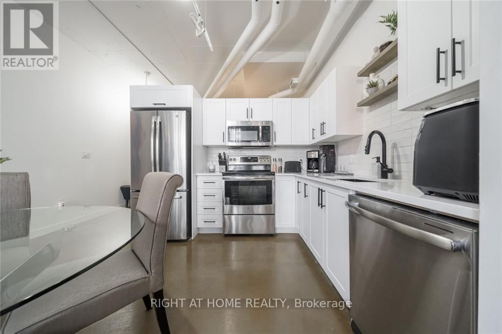 312 - 66 BAY STREET SOUTH Image 12