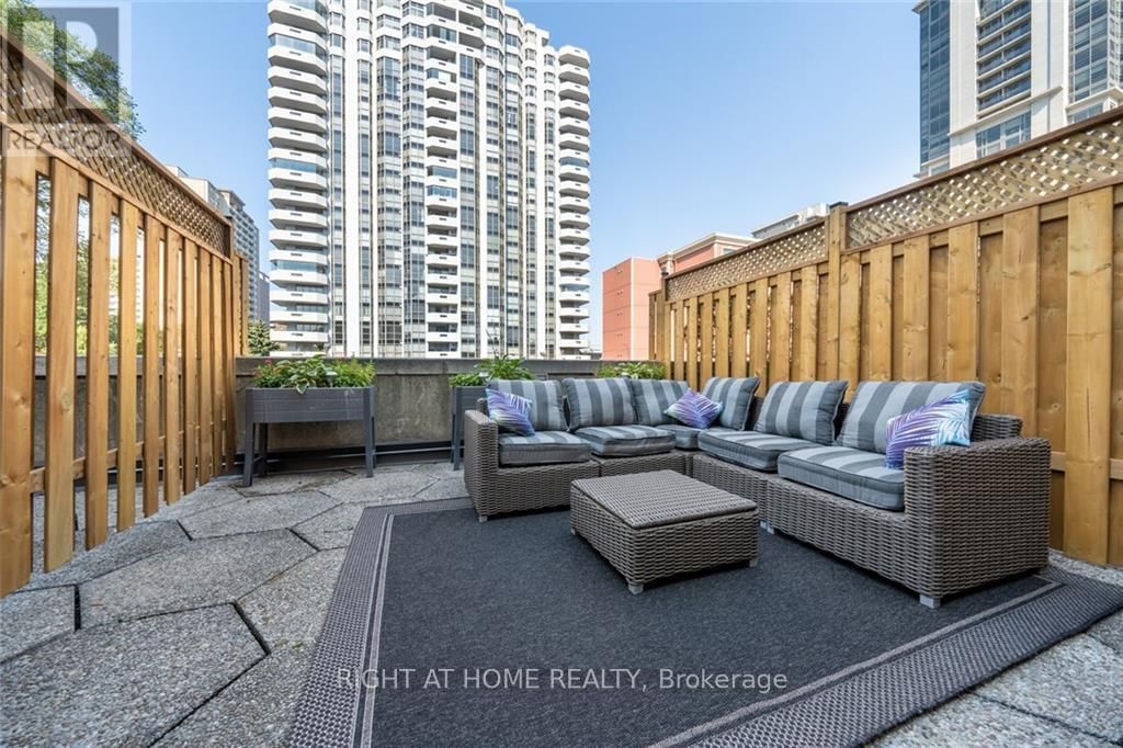 312 - 66 BAY STREET SOUTH Image 19