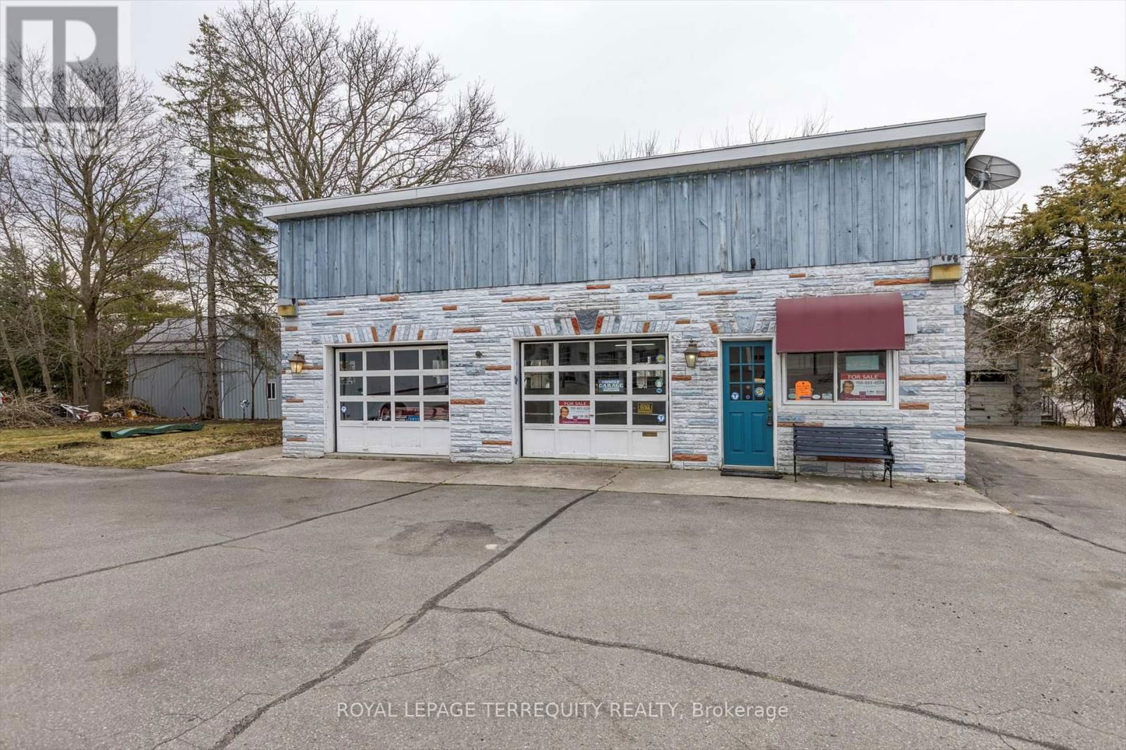 119 BRIDGE STREET WEST Image 1