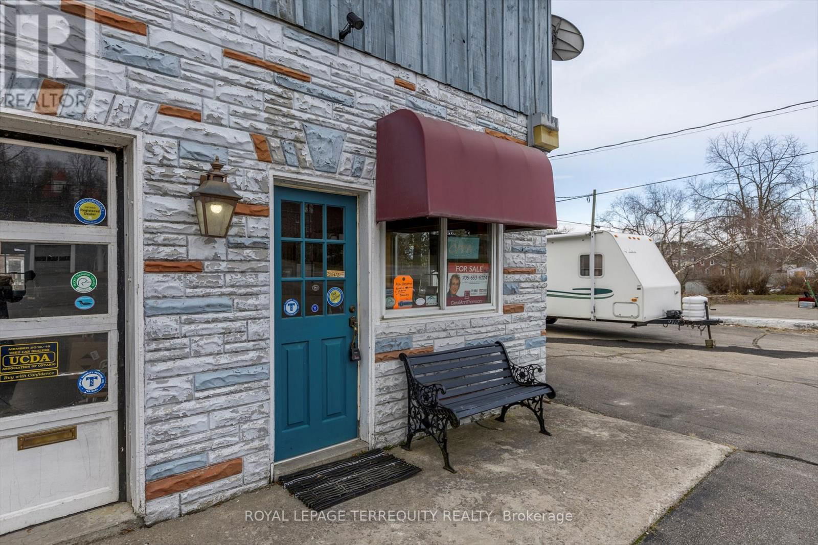 119 BRIDGE STREET WEST Image 3
