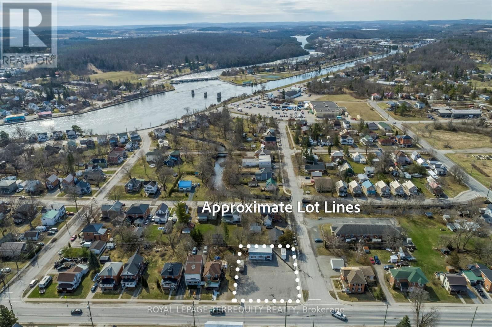 119 BRIDGE STREET WEST Image 33