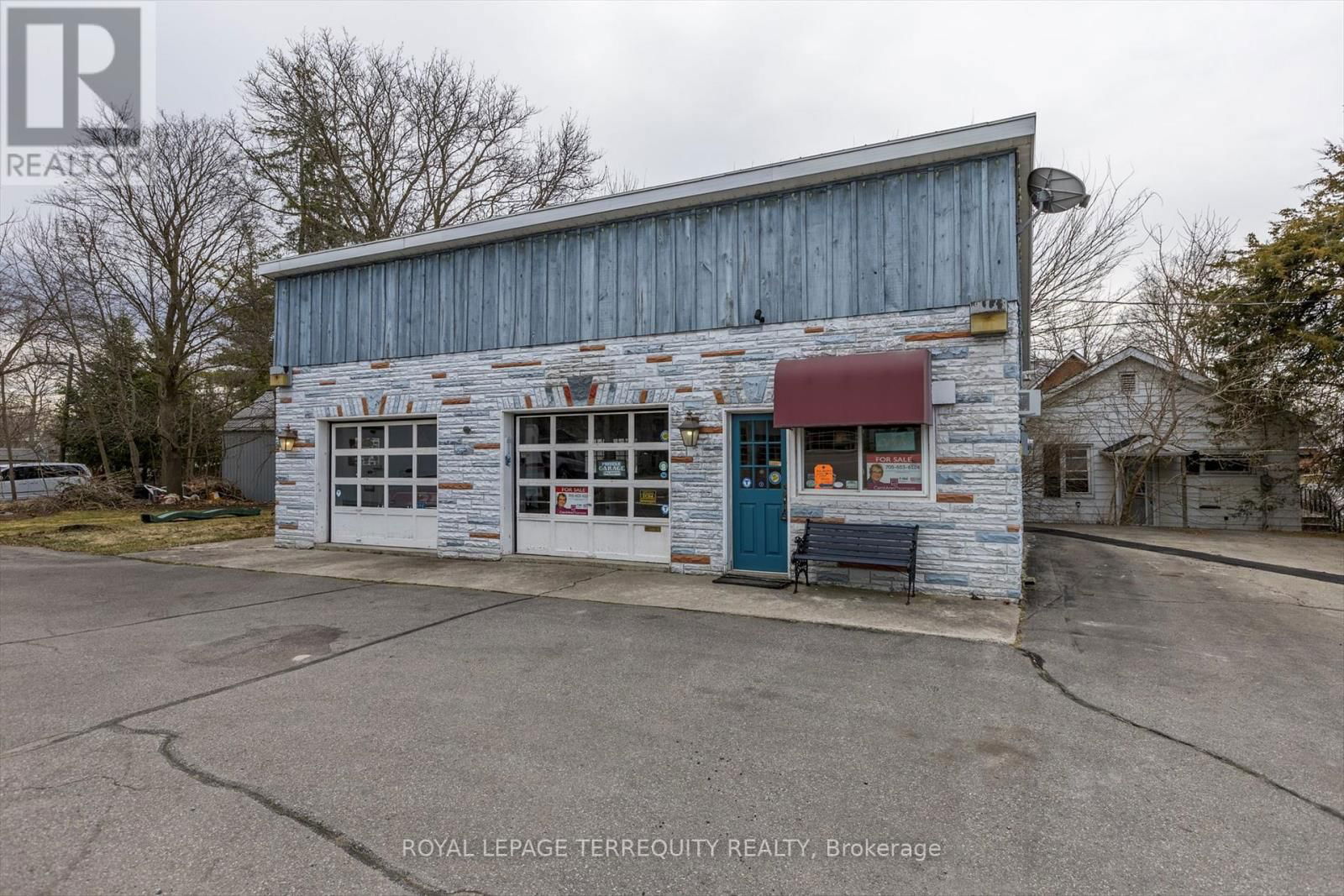 119 BRIDGE STREET WEST Image 6