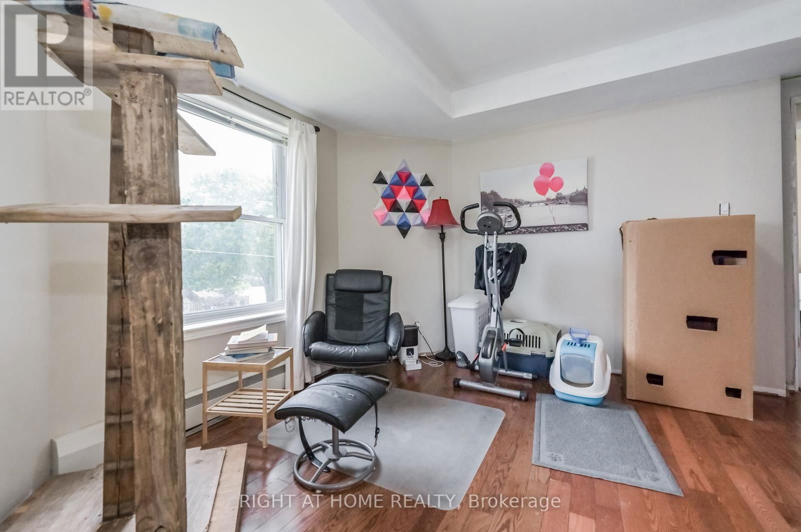 210 YORK STREET Image 21