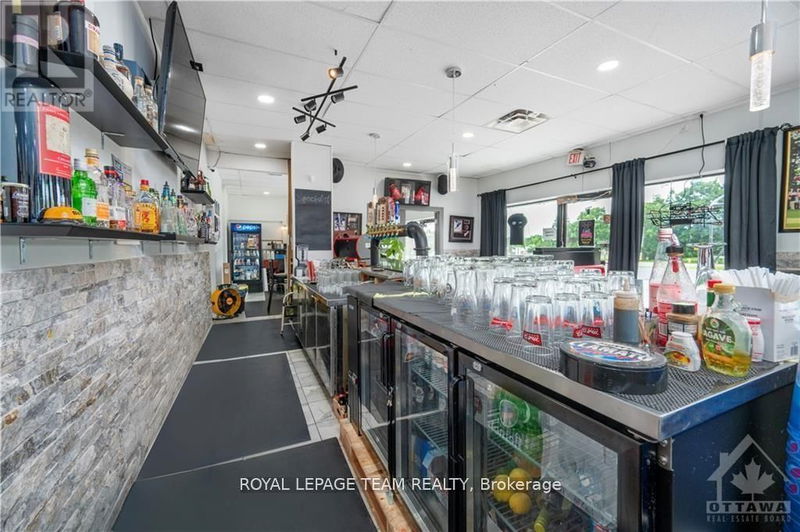 Image #1 of Restaurant for Sale at Munster, Ottawa, Ontario