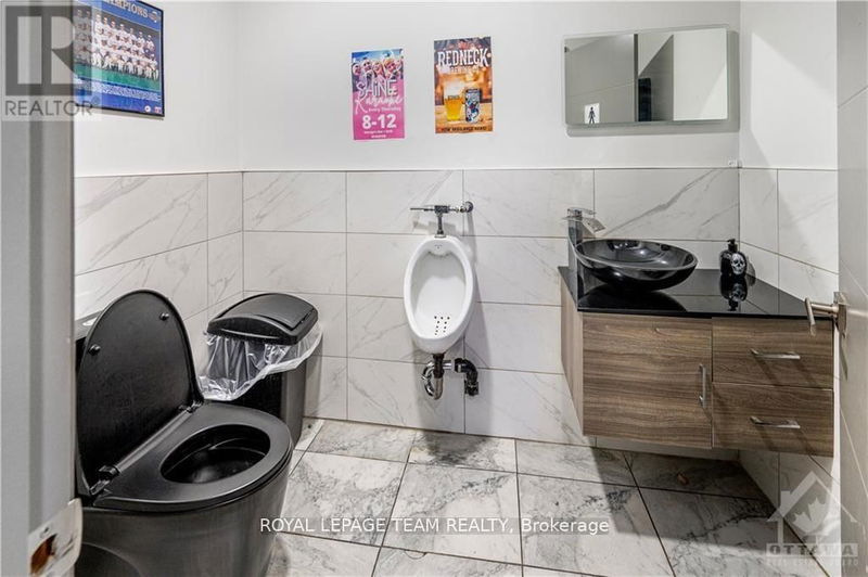 Image #1 of Restaurant for Sale at Munster, Ottawa, Ontario