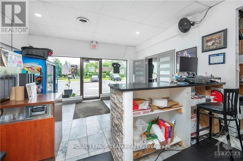 Image #1 of Restaurant for Sale at Munster, Ottawa, Ontario