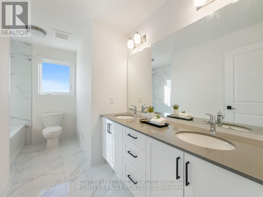 61 DUSENBURY DRIVE Image 7