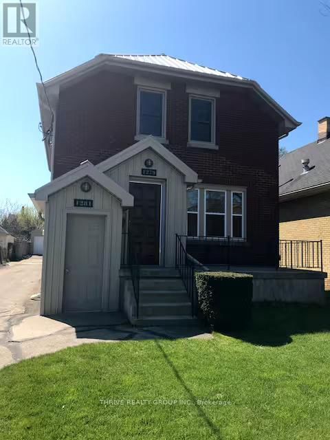 Lower Unit - 1279 DUNDAS STREET Image 14