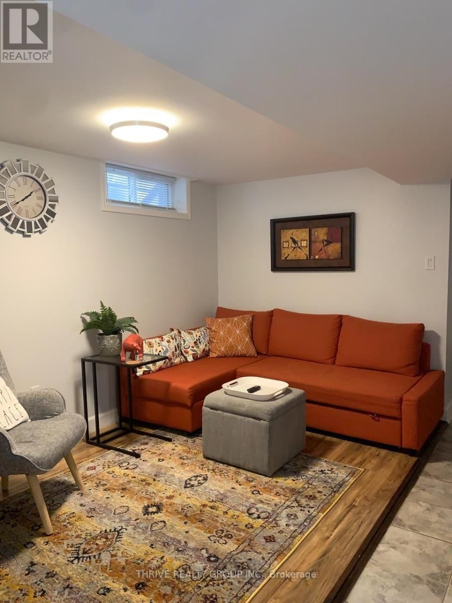 Lower Unit - 1279 DUNDAS STREET Image 2