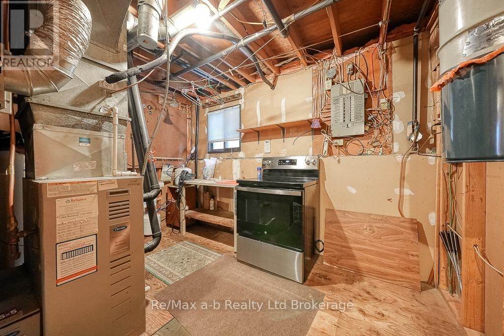 273 WHITING STREET Image 28