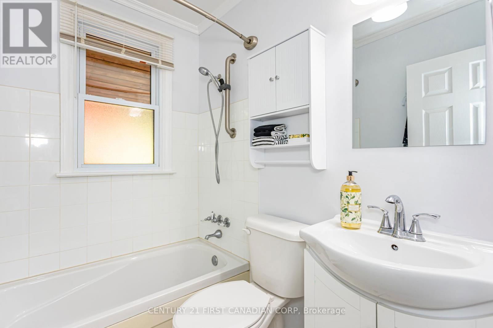 383 FOYSTON ROAD Image 15